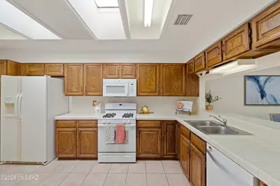 7840 N La Canada Drive, Tucson, AZ 85704 - Photo 12