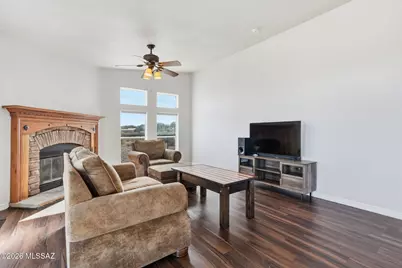 17911 W Husker Lane, Marana, AZ 85653 - Photo 20