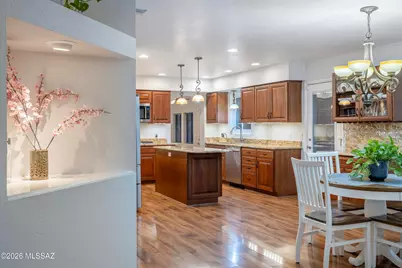 1112 W Maximilian Way, Tucson, AZ 85704 - Photo 12