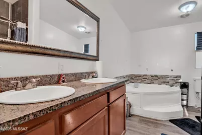 7731 N Steele Drive, Tucson, AZ 85743 - Photo 28