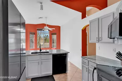 9774 E Holden Place, Tucson, AZ 85748 - Photo 18