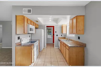 9201 E 5th Street, Tucson, AZ 85710 - Photo 18