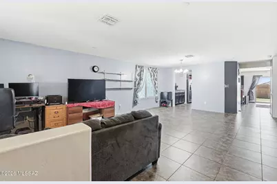 12490 E Camino Ambato, Vail, AZ 85641 - Photo 8