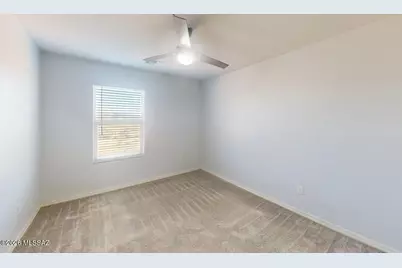 6459 S Reed Bunting Drive, Tucson, AZ 85757 - Photo 10