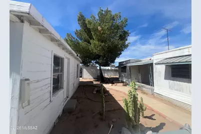 3125 N Iroquois Avenue, Tucson, AZ 85705 - Photo 1