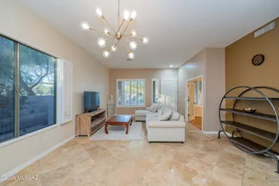 241 W Carlynn Cliff Place, Oro Valley, AZ 85755 - Photo 10