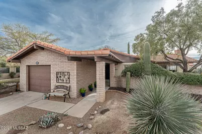1051 W Camino Sagasta, Green Valley, AZ 85622 - Photo 2