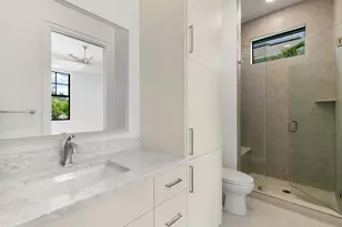 375 Periwinkle Ct, Marco Island, FL 34145 - Photo 26