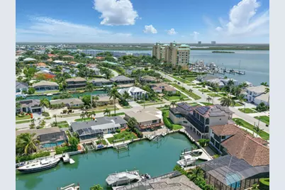 851 Perrine Court, Marco Island, FL 34145 - Photo 12