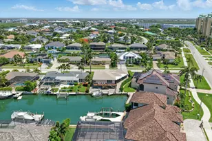 851 Perrine Ct, Marco Island, FL 34145 - Photo 10