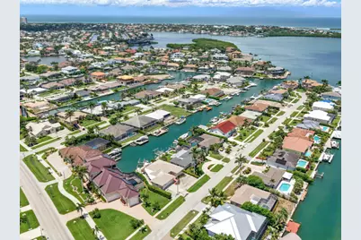 851 Perrine Court, Marco Island, FL 34145 - Photo 20