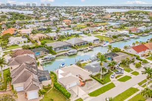 851 Perrine Ct, Marco Island, FL 34145 - Photo 2