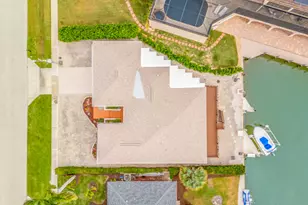 851 Perrine Ct, Marco Island, FL 34145 - Photo 4