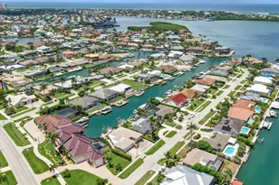 851 Perrine Ct, Marco Island, FL 34145 - Photo 18