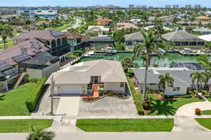 851 Perrine Ct, Marco Island, FL 34145 - Photo 14