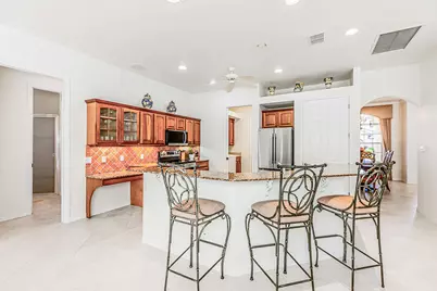 8880 Lely Island Circle, Naples, FL 34113 - Photo 8