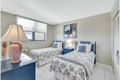 180 Seaview Court #1016, Marco Island, FL 34145 - Photo 20