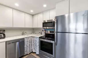 180 Seaview Ct, Marco Island, FL 34145 - Photo 20