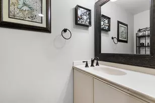 180 Seaview Ct, Marco Island, FL 34145 - Photo 32