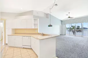 25061 Peacock Ln, Naples, FL 34114 - Photo 6