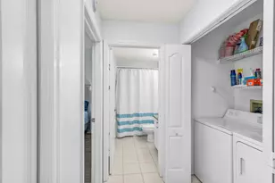 194 Newport Dr, Naples, FL 34114 - Photo 12