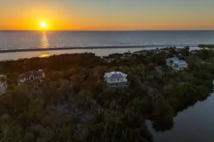 795 Waterside Dr, Marco Island, FL 34145 - Photo 4