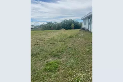 21427 Gladis Avenue #0, Port Charlotte, FL 33953 - Photo 4