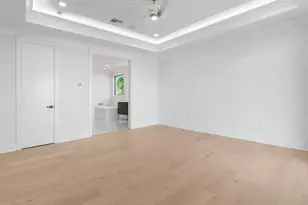 720 Tigertail Ct, Marco Island, FL 34145 - Photo 16