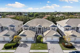 238 Indies Dr E, Naples, FL 34114 - Photo 32