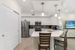 238 Indies Dr E, Naples, FL 34114 - Photo 8