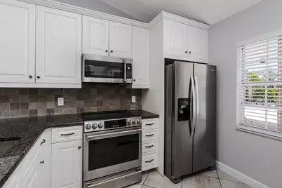 1706 Kings Lake #203, Naples, FL 34112 - Photo 4