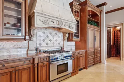 580 S Heathwood Drive, Marco Island, FL 34145 - Photo 16