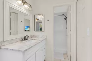 661 W Elkcam Cir, Marco Island, FL 34145 - Photo 14