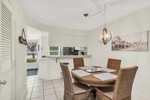 661 W Elkcam Cir, Marco Island, FL 34145 - Photo 20