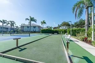 661 W Elkcam Cir, Marco Island, FL 34145 - Photo 32