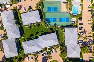 661 W Elkcam Cir, Marco Island, FL 34145 - Photo 26