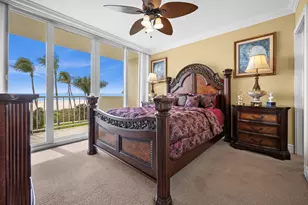140 Seaview Ct, Marco Island, FL 34145 - Photo 4
