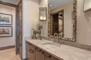 13675 Vanderbilt Dr, Naples, FL 34110 - Photo 28