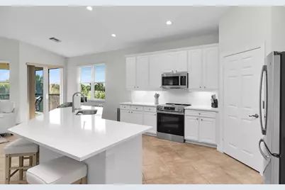 1286 Rialto Way #202, Naples, FL 34114 - Photo 4