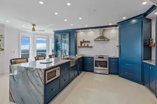 1060 Borghese Ln, Naples, FL 34114 - Photo 6