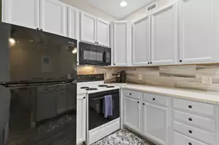 462 Tallwood St, Marco Island, FL 34145 - Photo 10