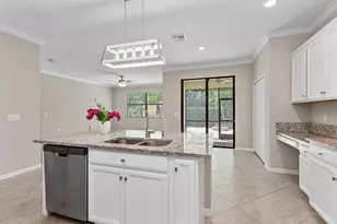 9403 Foxglove Ln, Naples, FL 34120 - Photo 12