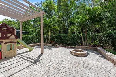 9403 Foxglove Lane, Naples, FL 34120 - Photo 2
