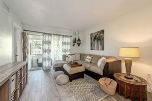 39 Watercolor Way, Naples, FL 34113 - Photo 2