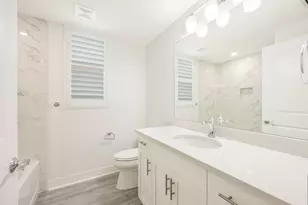 262 Indies Dr E, Naples, FL 34114 - Photo 14