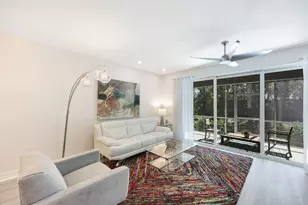 262 Indies Dr E, Naples, FL 34114 - Photo 2