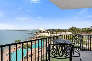 700 La Peninsula Blvd, Naples, FL 34113 - Photo 32