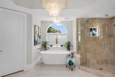 700 La Peninsula Boulevard #306, Naples, FL 34113 - Photo 18