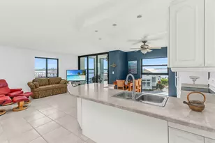 1085 Bald Eagle Dr, Marco Island, FL 34145 - Photo 4