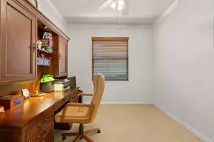 1409 Athol Way, Naples, FL 34104 - Photo 4